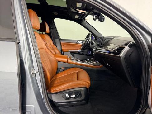 Used 2023 BMW X7 M60i w/ Executive Package AWD/4WD image 30