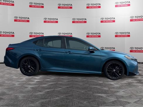 Certified 2025 Toyota Camry SE image 2