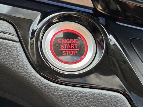 Certified 2026 Honda Odyssey Touring image 27