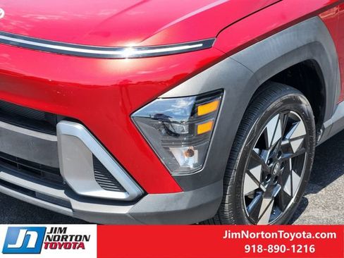 Used 2025 Hyundai Kona SEL AWD/4WD image 10