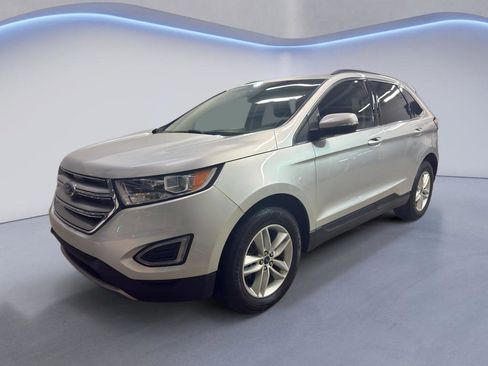 Used 2017 Ford Edge SEL w/ Equipment Group 201A image 3