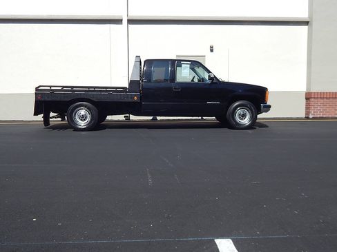 Used 1992 GMC Sierra 2500 2WD Extended Cab image 3
