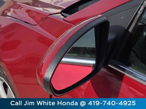 Used 2014 Chevrolet Cruze Diesel FWD image 13