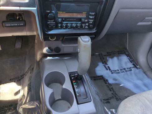 Used 2003 Toyota Tacoma 2WD Regular Cab image 16