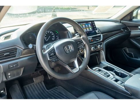 Used 2021 Honda Accord EX image 11