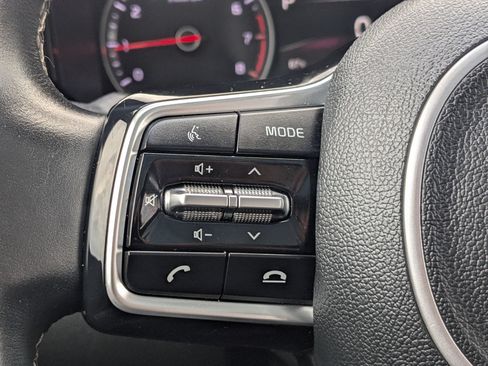 Used 2022 Kia Sorento S w/ Panoramic Sunroof Package FWD image 22