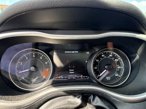 Used 2014 Jeep Cherokee Trailhawk w/ Technology Group AWD/4WD image 13