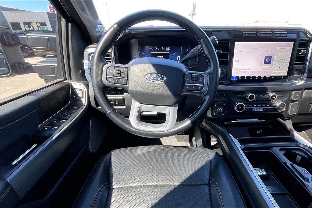 Used 2023 Ford F250 Lariat w/ Lariat Ultimate Package AWD/4WD image 6