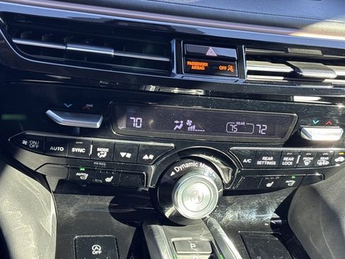 Used 2022 Acura MDX FWD w/ Technology Package image 38