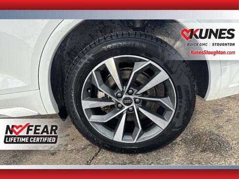 Used 2024 Audi Q5 2.0T Premium Plus image 18