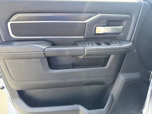 Certified 2025 RAM 2500 Big Horn AWD/4WD image 13