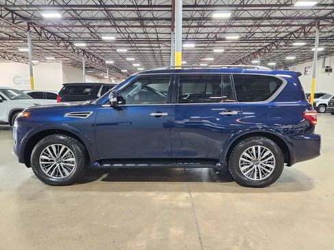 Used 2023 Nissan Armada SL w/ Captain's Chairs Package RWD image 7