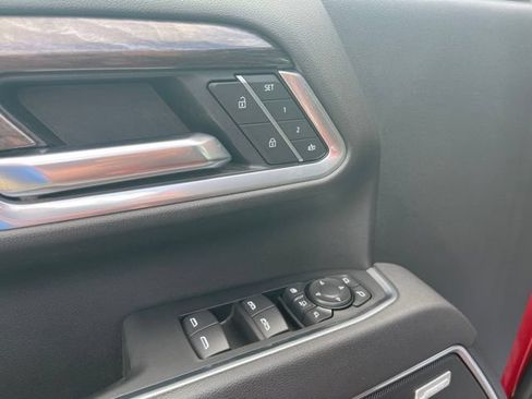 Used 2025 Chevrolet Silverado 2500 LTZ w/ LTZ Plus Package AWD/4WD image 6