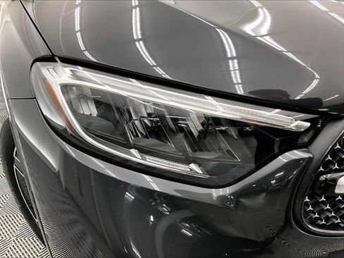 Used 2025 Mercedes-Benz GLC 300 4MATIC w/ AMG Line image 26
