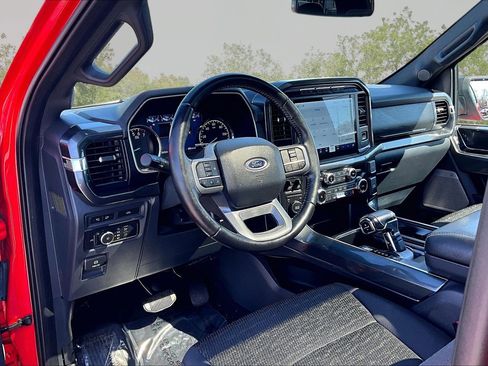 Certified 2022 Ford F150 XLT w/ Equipment Group 302A High image 14