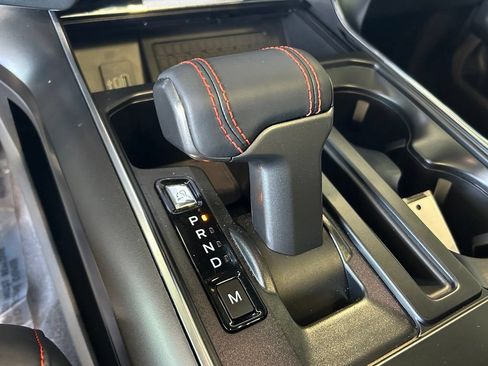 Used 2025 Ford F150 Raptor AWD/4WD image 16