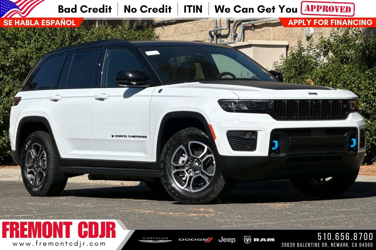 New 2023 Jeep Grand Cherokee Trailhawk w/ Advanced Protech Group II AWD/4WD 360° Tour