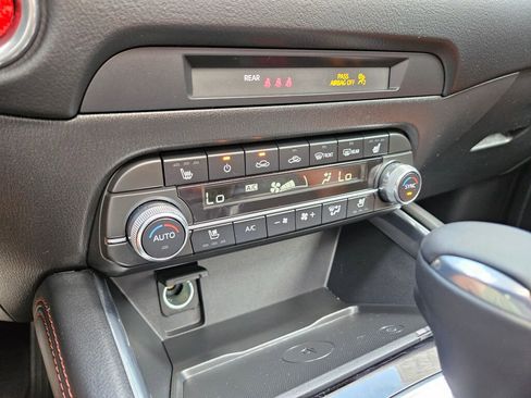 Certified 2024 MAZDA CX-5 Carbon Edition image 24