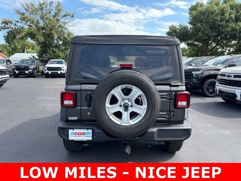 Used 2020 Jeep Wrangler Unlimited Sport S AWD/4WD image 5