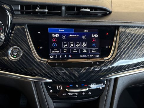 Used 2024 Cadillac XT6 Premium Luxury FWD image 25
