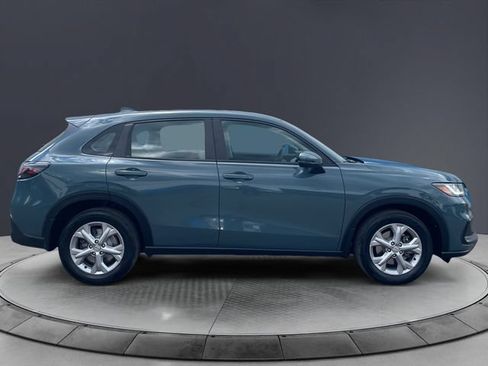 Certified 2024 Honda HR-V LX image 6