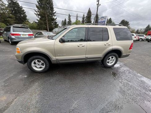 Used 2002 Ford Explorer XLT AWD/4WD image 1