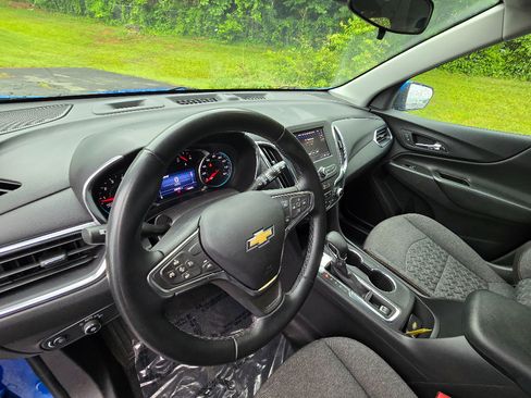 Used 2024 Chevrolet Equinox LT AWD/4WD image 13