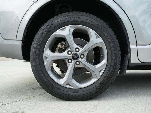 Used 2023 Ford Escape ST-Line image 12