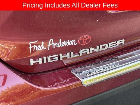 Used 2026 Toyota Highlander XLE AWD/4WD image 11