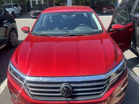 Used 2020 Volkswagen Passat 2.0T S FWD image 3