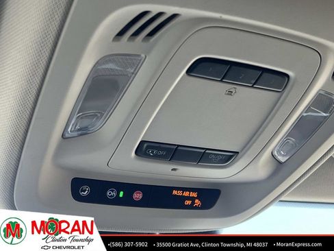 Certified 2022 Buick Envision Essence w/ Technology Package I FWD image 28