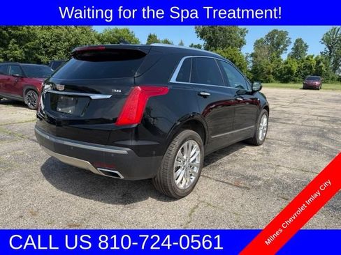 Certified 2018 Cadillac XT5 Platinum w/ Driver Assist Package AWD/4WD image 3