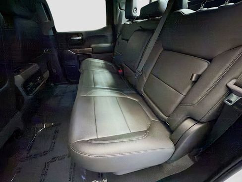 Used 2019 Chevrolet Silverado 1500 LT Trail Boss AWD/4WD image 13