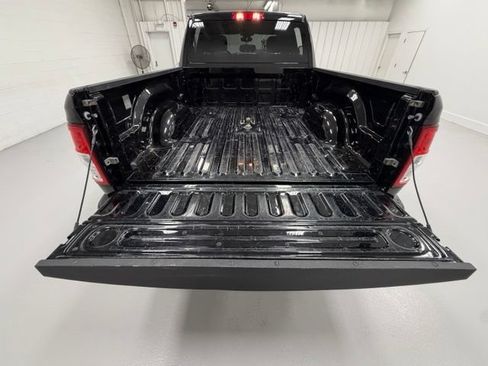 Used 2023 RAM 2500 Big Horn w/ Level 1 Equipment Group AWD/4WD image 23