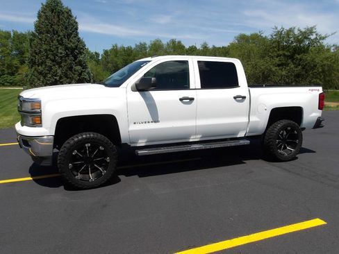 Used 2014 Chevrolet Silverado 1500 LT AWD/4WD image 9
