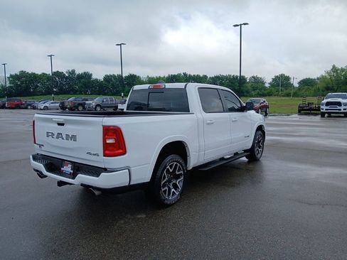 Used 2025 RAM 1500 Laramie w/ Sport Appearance Package AWD/4WD image 8