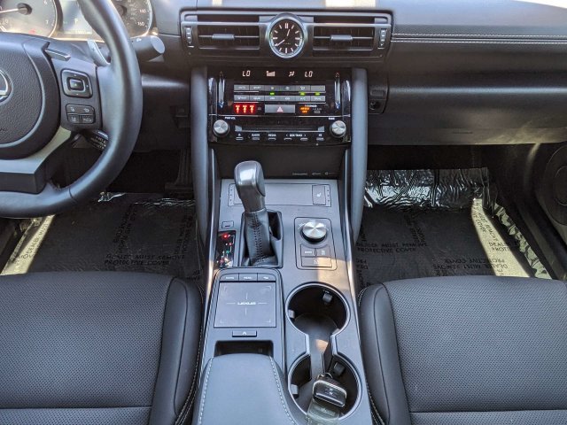 Used 2025 Lexus IS 350 F Sport RWD image 18