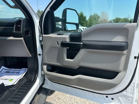 Used 2020 Ford F350 XL w/ STX Appearance Package AWD/4WD image 13
