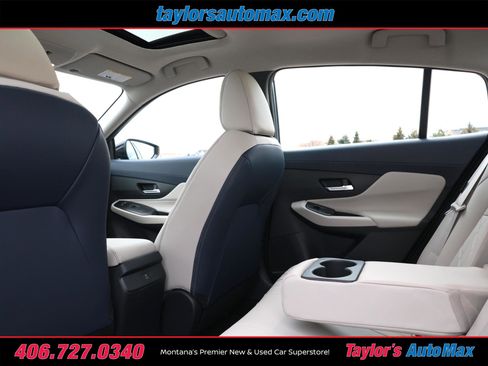 New 2026 Nissan Sentra SL w/ Floor Mat Package FWD image 30