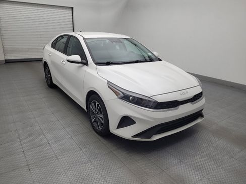 Used 2023 Kia Forte LXS FWD image 13