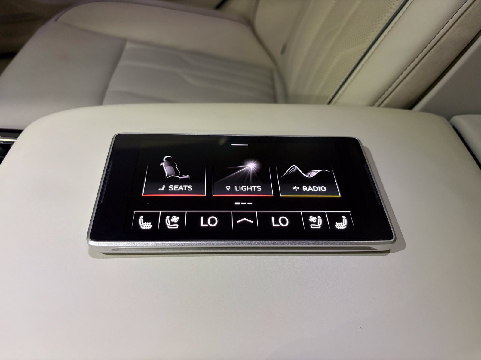 Used 2021 Audi A8 L 4.0T w/ Luxury Package AWD/4WD image 26