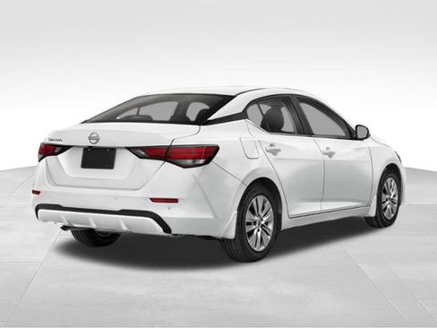 Used 2024 Nissan Sentra S FWD image 32