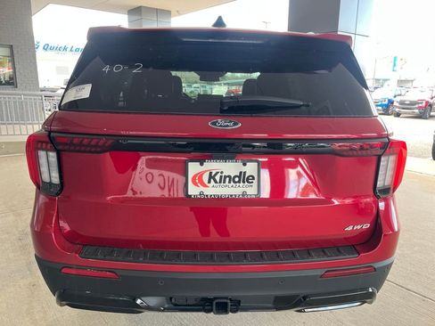 New 2025 Ford Explorer ST-Line w/ Premium Package image 24