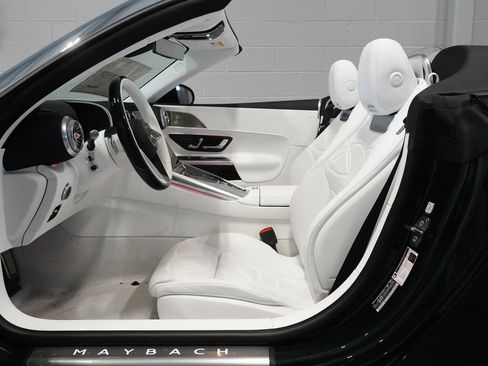 New 2026 Mercedes-Benz Maybach SL 680 image 18