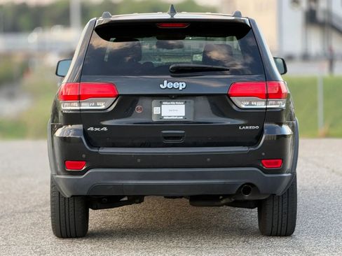 Used 2016 Jeep Grand Cherokee Laredo w/ Quick Order Package 23E image 4