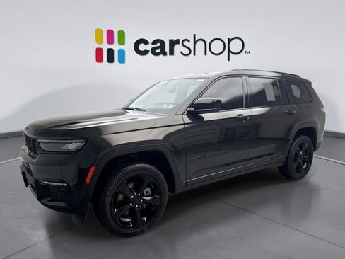Used 2023 Jeep Grand Cherokee L Limited w/ Black Appearance Package AWD/4WD image 1