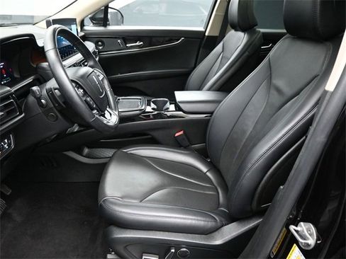 Used 2022 Lincoln Nautilus Reserve w/ Equipment Group 201A image 24