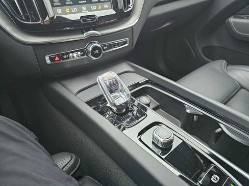 Used 2024 Volvo XC60 T8 Ultimate w/ Protection Package Premier image 30