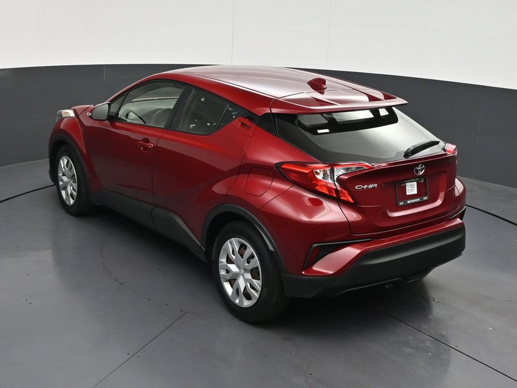 Used 2019 Toyota C-HR LE FWD image 17