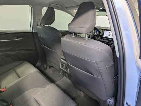 Certified 2025 Toyota Camry LE image 27